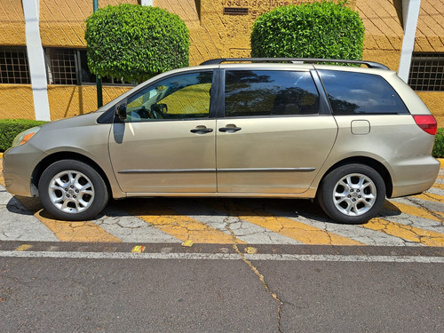 Toyota Sienna Le Aa Ee At