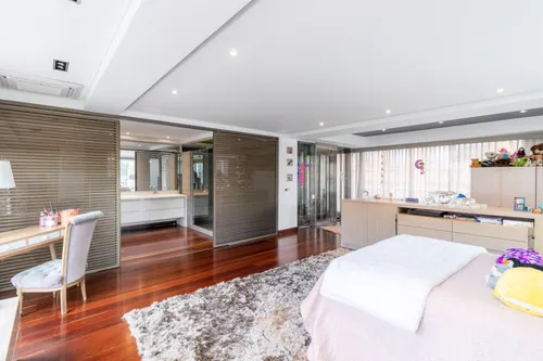 Casa En Arriendo/venta En Los Rosales. Cod A12449