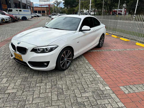 BMW Serie 2 2.0 220i F22 Coupe Sportline