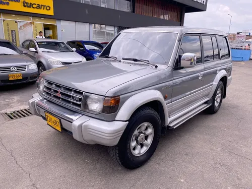 Mitsubishi Montero 3.0 V43 Wagon