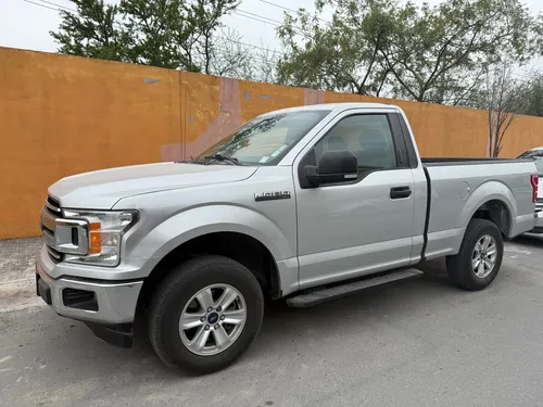 Ford Lobo 5.0l Cabina Regular Xlt V8 4x2 At