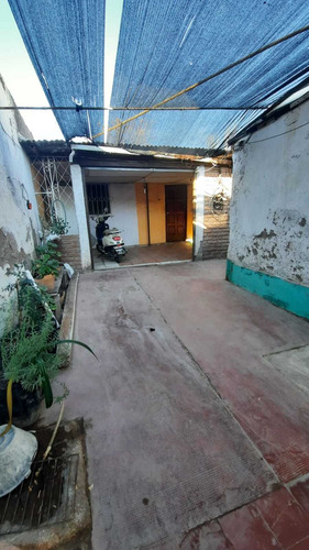 Imagen 8 de 14 de Casa Con Dos Departametos Internos
