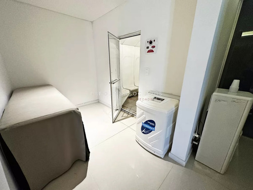 Apartamento En Piso Alto En Venta En Icon Brava Tower, Punta Del Este.