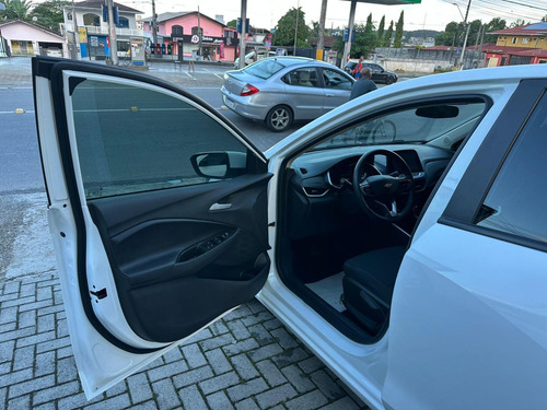 Chevrolet Onix Hatch Lt 1.0 12v Flex 5p Mec