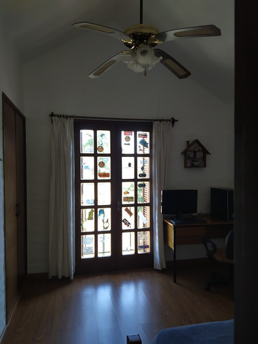 Imagen 6 de 14 de Casa 5 Ambientes Y 2 Baños