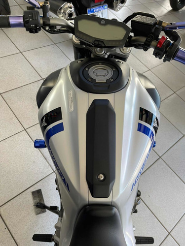 Imagem 5 de 11 de Yamaha Mt-07 Abs
