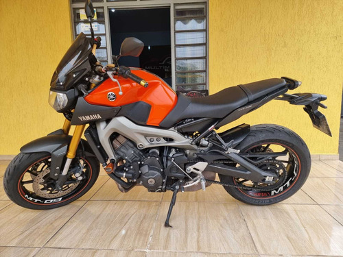 Imagem 2 de 12 de Yamaha Mt 09 Abs 2015