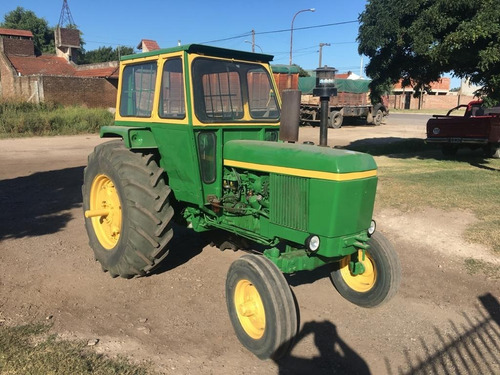John Deere 2730