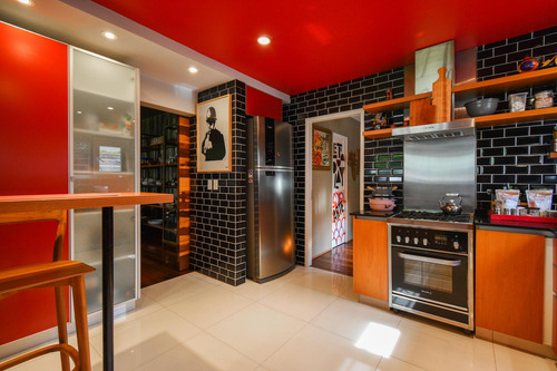 Venta Casa 7 Ambientes Con Jardín Y Pileta En Martinez