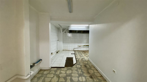 Local Comercial En Arriendo En Recoleta