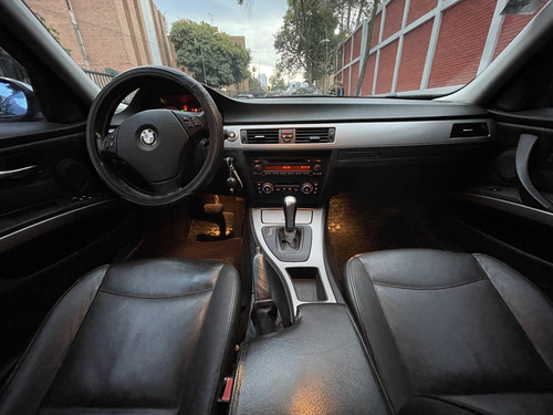 BMW Serie 3 2.5 325ia Progressive At