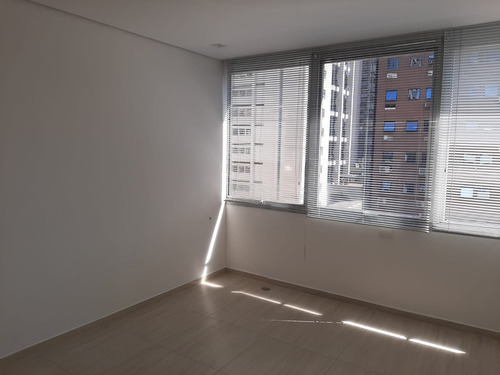 Imagem 6 de 15 de Sala Comercial P/locação, No Paraiso, São Paulo. - Sa00182 - 71021977