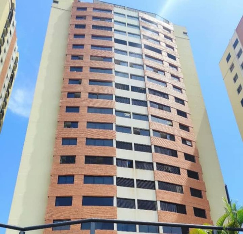 Apartamento En Venta En Conjunto Residencial Valle Arriba, Sector Mañongo C-9751 E. C