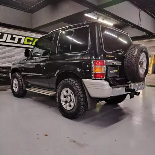 Mitsubishi Montero Dakar
