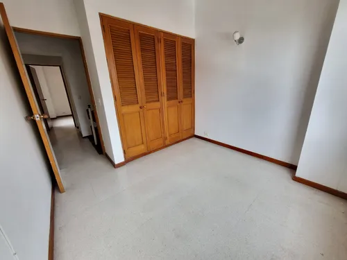 Apartamento Duplex En Venta En Laureles