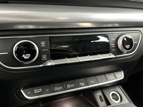 Q5 Advanced Tiptronic 2.0 4x4 Aut 5p Mhev Kpx513