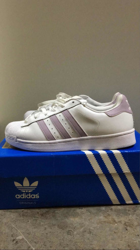 Tênis adidas Superstar