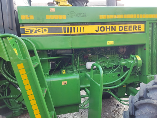 Imagen 5 de 17 de Picadora Autopropulsada John Deere 5730 04 Surcos C/ Cracker