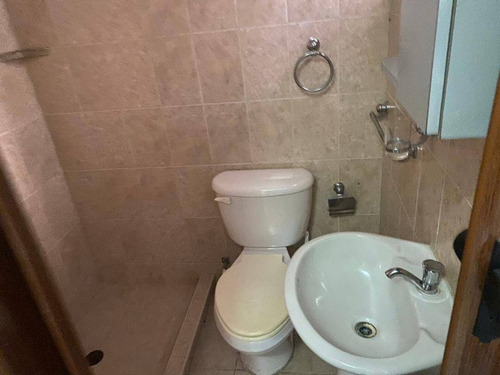 Imagen 8 de 24 de Townhouse En Venta En Mañongo Cod. 156464