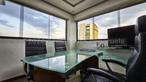 Espacioso Apartamento Con Estupendas Areas Sociales En Venta En Los Rosales Yf