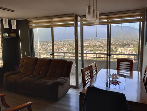 Departamento En Venta De 3 D , 2 B Y Estac. En La Cisterna