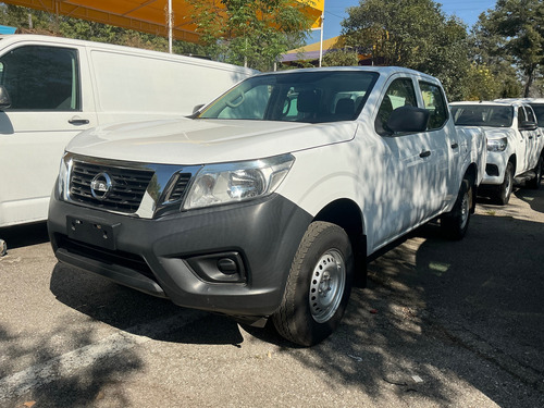 Nissan Np300 Doble Cabina