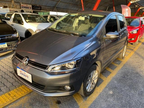 Volkswagen Fox Connect 1.6 Flex 8v 5p