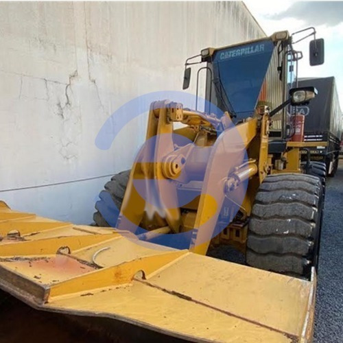 Imagem 3 de 4 de Pá Carregadeira Caterpillar 938h 2013