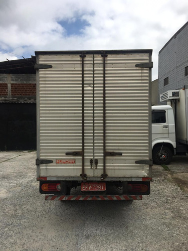 Kia Bongo 2.5 Std 4x2 Com Baú