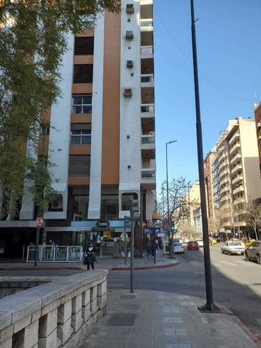 Imagen 3 de 19 de Av Colon Y Cañada Semipiso