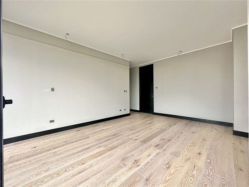 Venta Departamento Vitacura: Nueva Costanera 2est + 1bod
