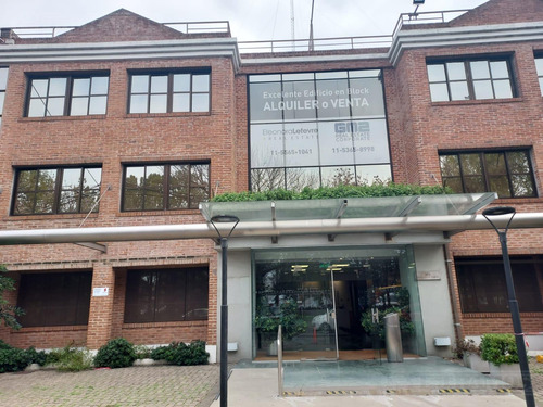 Edificio En Alquiler O Venta De 1300 M2 En Lomas De San Isidro