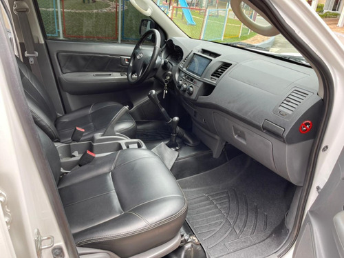 Toyota Hilux Diesel 2.5 Turbo 4x4 Mecánica Actualizada Lexus