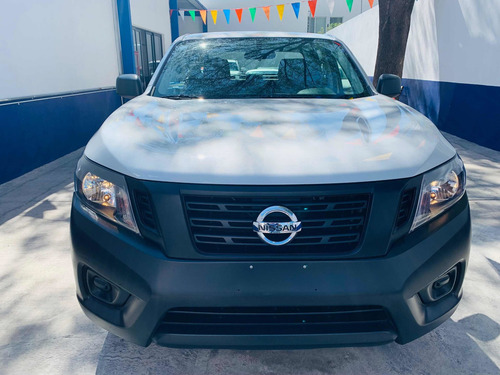 Imagen 2 de 11 de Nissan Np 300 Paq. S Doble Cabina