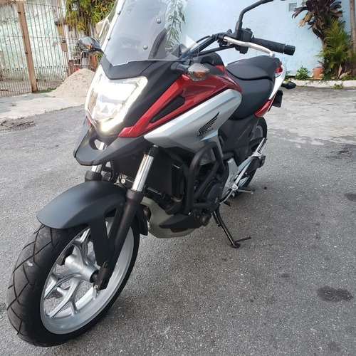 Imagem 10 de 12 de Honda Nc 750