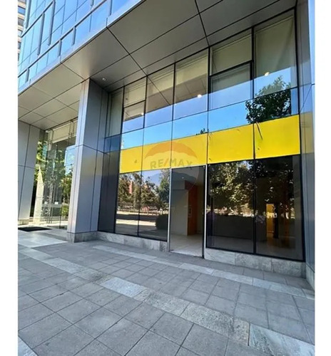 Local Comercial En Las Condes, Gran Oportunidad