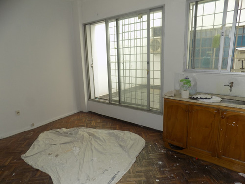 Excelente Local Con Garaje 213 M2 Ideal Oficina O Comercio