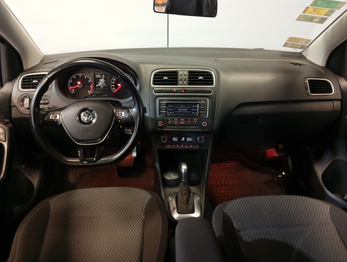 Volkswagen Polo 1.6 Comfortline Tiptronic