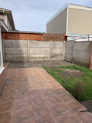 Linda Casa Dentro De Condominio