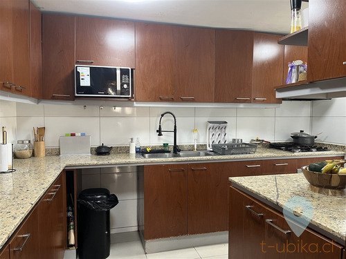 Venta Lindo Departamento 3d/3b, A Pasos Colón Con Vespucio