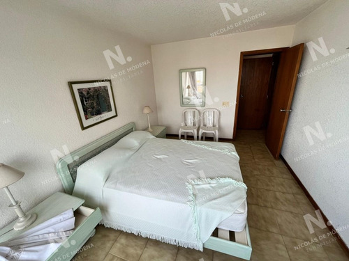 Imagen 21 de 26 de Peninsula 3d, 3 Baños, Balcon Cuenta Con Una Excelente Vista A Playa Mansa Y Brava. Consulte!!!!!! - Punta Del Este Peninsula