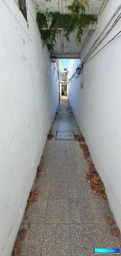 Imagen 3 de 18 de Zona Hospitales - Pasillo Con Patio Y Parrillero - 2 Dormitorios