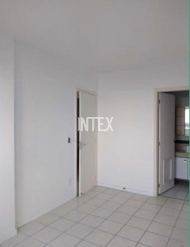 Imagem 5 de 24 de Excelente Apartamento, Varanda, Sala Em L Bem Ampla, 02 Quartos, Sendo 1 Suíte Para Venda Em Icaraí-rj - Ap01575 - 69879567