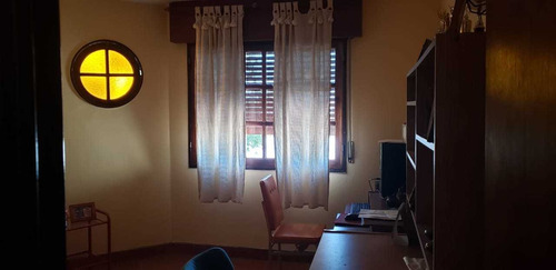 Imagen 13 de 15 de Gral Bustos - Cura Brochero 400 - Casa 4 Dormitorios En Venta