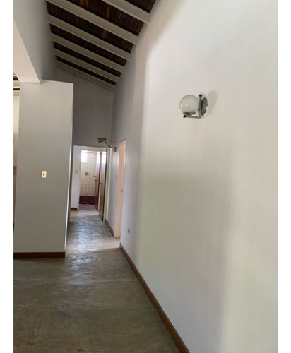 Se Vende Casa 550m2 5h+s/4.5b+s/4p La Boyera 1211