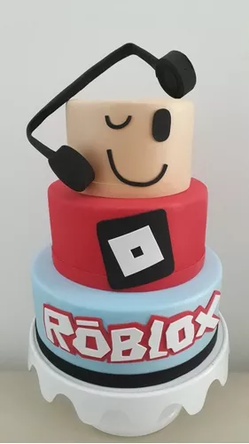 Pri Ateliê Bolos Fakes - Cantinho do Artesanato - Bolo Fake Roblox 💙♥️  Disponível para locação e venda por encomenda 😉 #bolofakeroblox  #boloroblox #festaroblox