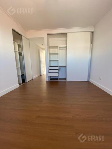 Departamento En Venta De 2 Ambientes A Estrenar, Edificio Damar Ix, En Zona Plaza Mitre