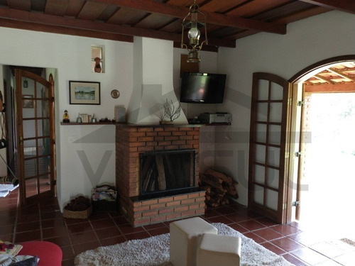 Imagem 25 de 30 de Um Belíssimo Recanto Com Casa No Alto Da Colina Com Vista Panorâmica!!! - 16 - 69196525