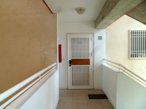 Imagen 3 de 11 de Apartamento En Venta Parque Caiza Miravila Riv#8103 Jl-22-002