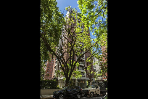 Imagen 2 de 30 de Venta Triplex De 5 Ambientes Con Terraza Propia, 5 Cocheras Y Baulera En Torre En Belgrano
